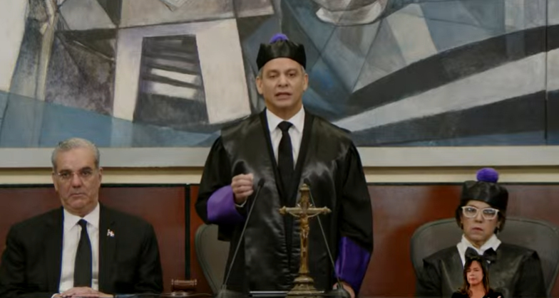 Henry Molina dice que para transformar la Justicia se necesita compromiso con la dignidad humana y democracia