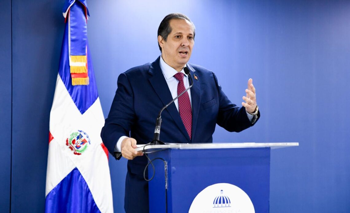 Víctor Atallah: se fortalecerán campañas de prevención y detención en salud mental