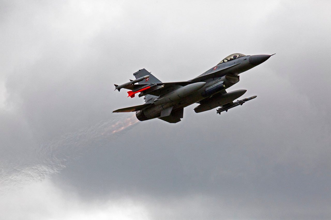 Dinamarca refuerza su presencia militar en Groenlandia en medio de amenazas de Trump Dinamarca refuerza su presencia militar en Groenlandia en medio de amenazas de Trump