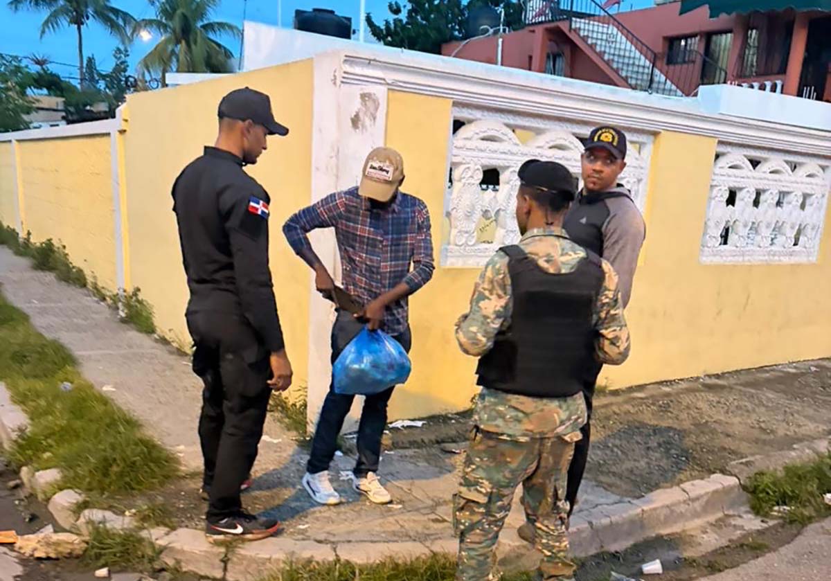 Migraciรณn detiene 1,579 extranjeros en condiciรณn migratoria irregular y deporta 1,277 Migraciรณn detiene 1,579 extranjeros en condiciรณn migratoria irregular y deporta 1,277