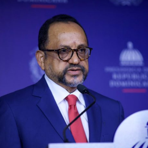 Luis Abinader designó a Antoliano Peralta Romero como ministro de Justicia