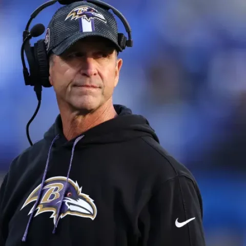 John Harbaugh deja el cargo de entrenador de los Ravens
