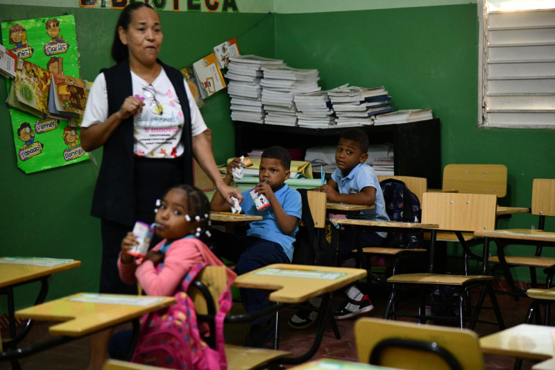 Centros educativos aseguran control del desayuno escolar