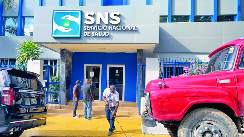 Nuevos ministros y directores trabajan con comisión de transición tras nombramientos