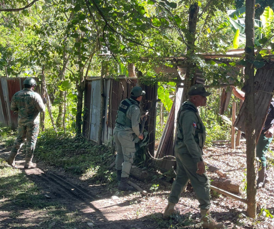 Medio Ambiente desmantela ocupaciones ilegales de las riberas del rรญo Yuna Medio Ambiente desmantela ocupaciones ilegales de las riberas del rรญo Yuna