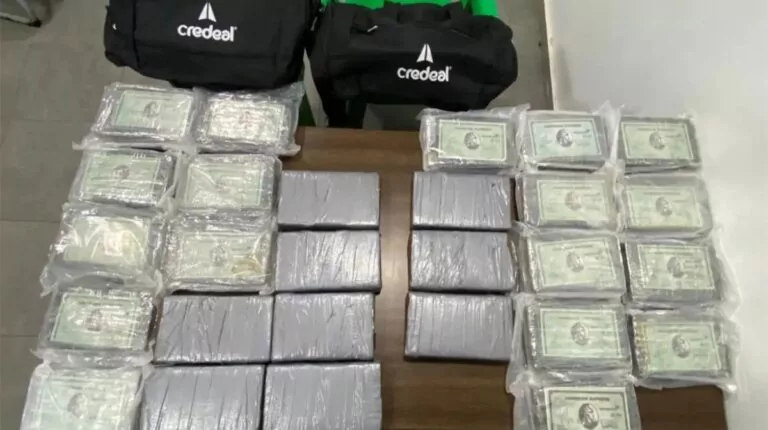 Arrestan a tres hombres con 28 kilos de presunta cocaína en muelle de SPM