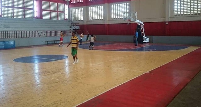 Dan primer palazo para la reconstrucción del Club Villa Francisca